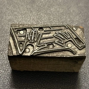 Hands working on table | vintage letterpress printing block - Picture 1 of 3