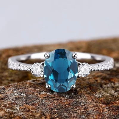 3.50Crt Oval Cut Natural Topaz Diamond Gemstone Ring Prong 18K White Gold Plated - Image 1 of 4