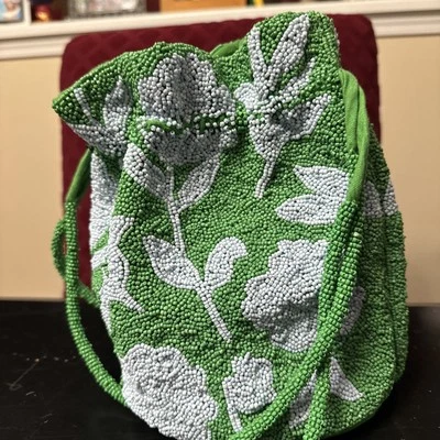 Bolso Cubo Clásico Con Cuentas Rosa Cordón Kate Spade New York X Target Verde Nuevo con Etiquetas Foto 1 de 3