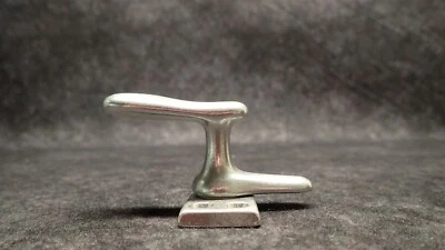 (10) Ives by Schlage 66A92 RS MS Window Casement Fasteners Satin Aluminum (G20) - Image 1 of 4