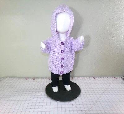 Cárdigan de ganchillo hecho a mano para bebé suéter con capucha. Botón arriba. Lavanda.  (1 de 2) Foto 1 de 4