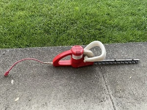 Little Wonder 1600 DE Electric 16” Double Edge Hedge Bush Trimmer - Picture 1 of 15