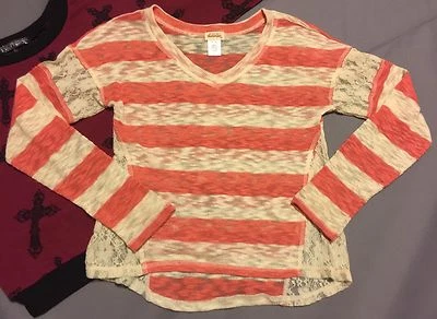 NWOT Jr Girls Coral & Cream Knit Top with Lace Insets Sz Small-see measurements - Image 1 of 2