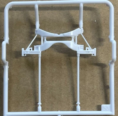 70 Dodge Charger Revell Scale 1:25 ( front suspension ) box not included - Image 1 of 2