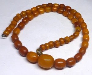 ANTIQUE BALTIC BUTTERSCOTCH EGG YOLK AMBER BEADS NECKLACE 13.16G - Picture 1 of 11