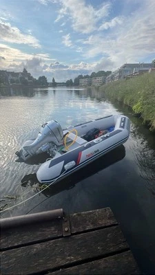 Honda Schlauchboot T32-IE3 mit BF15 SHU Motor (15 PS) + Zubehör, neuwertig - Bild 1 von 4