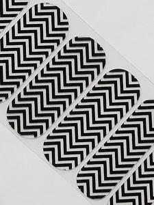 Jamberry CHEVRON NEGRO en Transparente, 1/2 Hoja - Imagen 1 de 4