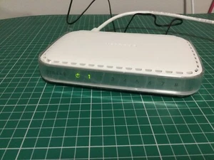 Netgear GS608 v2 - Commutateur Gigabit 8 ports 10/100/1000 Mbps | avec alimentation - Photo 1/11