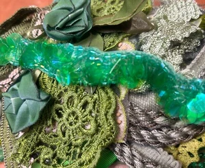 appliques panel trim pieces gold greens 1 grab bag Clearance Sale Overstock - Picture 1 of 5