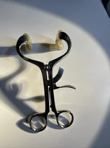 Adult Molt-Type Mouth Gag - Picture 1 of 8