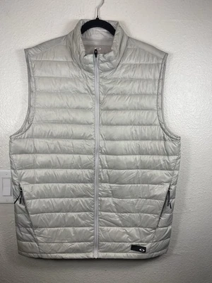 Oakley Puffer Vest Jacket Mens  XL Golf  Lightweight Duck Down Feather - Image 1 of 4