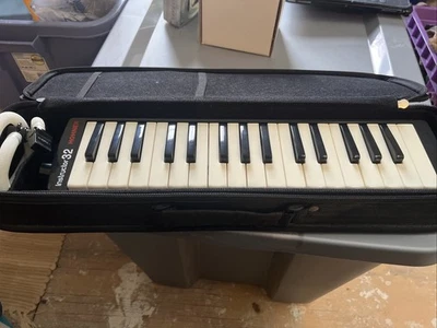 HOHNER Instructor 32 Melodica Negro - 1 Mala Nota + Falta Boquilla Foto 1 de 4