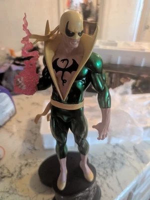 Puño de hierro Bowen Disney Foto 1 de 2