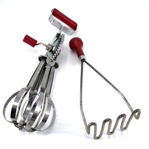 Vintage roter Bakelit Kartoffelstampfer Hand Ei Schläger EKCO Bauernhaus Küche Dekor - Bild 1 von 24