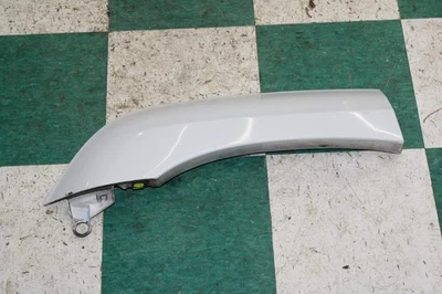 03-09 GX470 *SCUFFS* White Rear Passenger Right RH Quarter Fender Flare Molding Foto 1 de 4