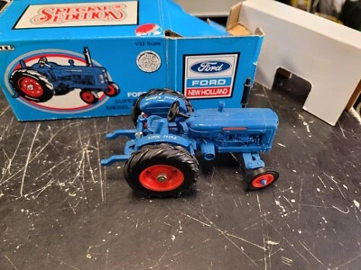 Ertl USA 1:32 FORDSON SUPER MAJOR Diesel Tractor Special Edition 1992 - Image 1 of 4