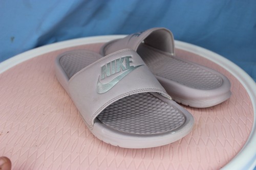 Infradito donna Nike taglia 9 scivoli impermeabile gomma acqua rosa