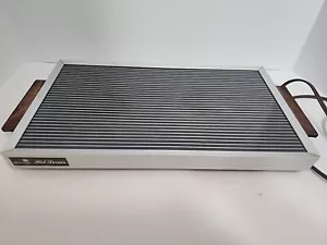 Vintage Broil King Electric Hot Plate Warming Tray Hot Server Lined Wood Handles - Picture 1 of 13