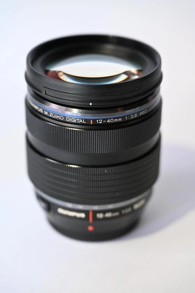 OLYMPUS M.ZUIKO DIGITAL ED 12-40mm F2.8 PRO AF Zoom Lens For Micro Four Thirds - Image 1 of 1