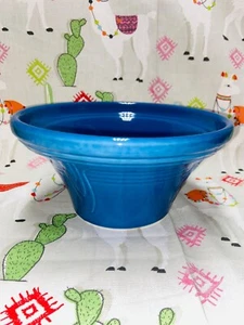 NEW FIESTA Lapis Blue Hostess Serving Bowl 41 ounce FIESTAWARE free shipping - Picture 1 of 6