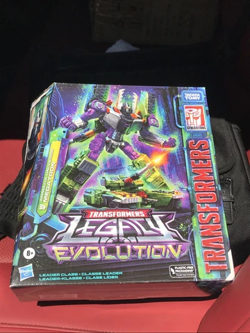 Transformers Legacy Evolution Armada Universe Megatron Leader Class NEW SEALED Cover