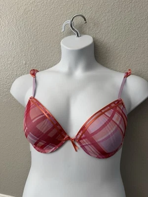 NWOT  Xhilaration 36C T-shirt Bra With Ruffle - Image 1 of 4