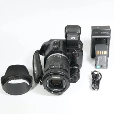 JVC Victor Everio GC-P100-B HD Memory Camera Handheld 10x Optical Zoom 2013 - Image 1 of 4