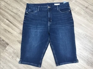 M&S Sculpt & Lift Denim Shorts 18 Knee Length Cropped - Picture 1 of 2