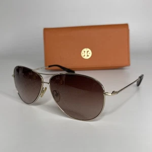 Gafas de sol TORY BURCH TY 6006 101/84 60-11 doradas aviador lentes con logotipo marrón - Imagen 1 de 15