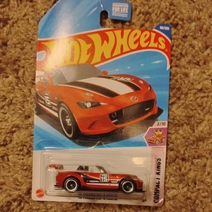 2025 Hot Wheels. '15 Mazda MX-5 Miata. New. - Picture 1 of 1