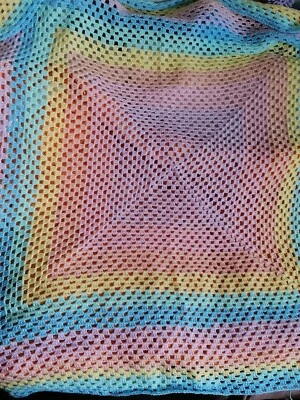 Granny Square, Häkeldecke, Babydecke, Tagesdecke, Kuscheldecke ca. 150 x 150 cm - Bild 1 von 2