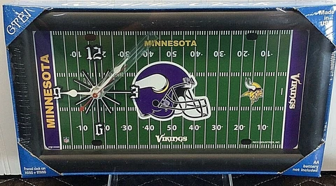 GTEI Minnesota Vikings Quartz Clock NEW hang or stand Cover