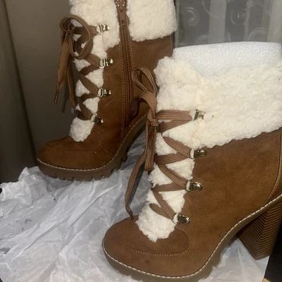 Women's Brown BCBGenerations Size 8 1/2 - Image 1 of 4