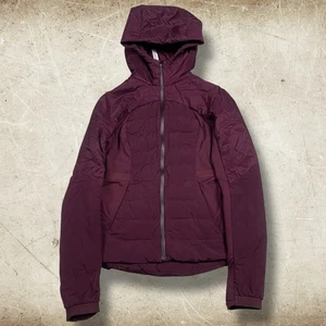 Lululemon Jacket Women’s Size 6 Maroon Hooded Down For It All Insulated Full Zip - Picture 1 of 11