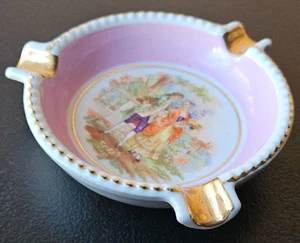 ORO, ROSA, BLANCO. CENICERO DE PORCELANA ESCENA VICTORIANA. SHUMANN BAVERIA. EE. UU. ZONA - Imagen 1 de 8