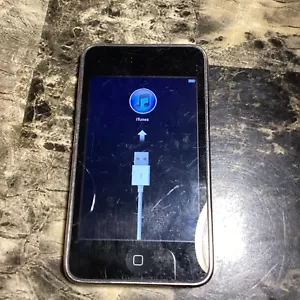 Apple iPod Touch 2nd Generation Black A1288 8 GB Tested & Works - Picture 1 of 5