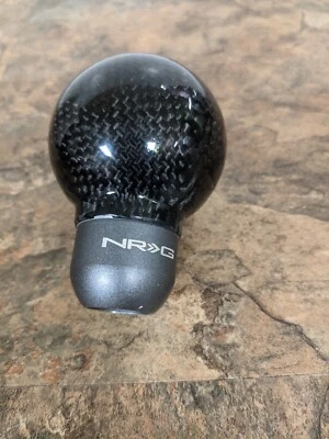 NRG Universal Black Carbon Shift Knob Ball Style  - Изображение 1 из 3