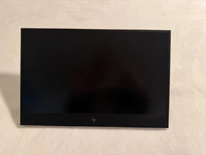 NEW 14in HP portable monitor (HP E14 G4 / IB065AA) - comes with cord and case - Picture 1 of 6
