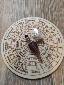 Pendelbrett mit Pendel, Pendelunterlage, Wahrsagerei  - Bild 1 von 1