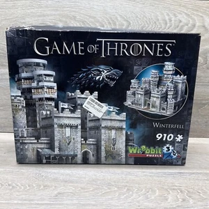 Neu - Wrebbit Game of Thrones - Winterfell 3D-Puzzle: 910 Teile - Alter 14+ - Bild 1 von 10