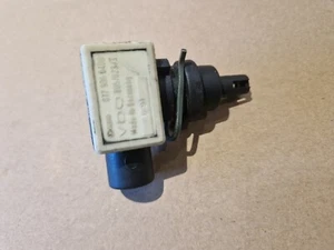 VW GOLF MK2 RALLYE 1.8 G60 G-LADER AIR PRESSURE SENSOR POTENTIOMETER 037906040B - Picture 1 of 7
