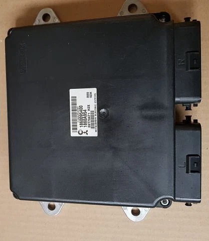 Centralina motore Mitsubishi (pezzo nuovo) MITSUBISHI Colt VI (1.1 Ltr.), anno 2004... - Immagine 1 di 1