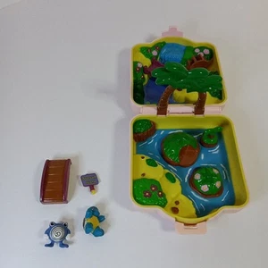 1997 TOMY Nintendo Pokemon Polly Pocket Seafoam Island Playset Poliwhirl Squirtl - Picture 1 of 13