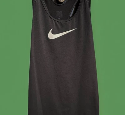 Camiseta sin mangas Nike para mujer para correr corredor espalda talla grande (negra con cuadros Nike blancos) Foto 1 de 4