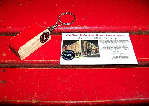🏀 CHICAGO STADIUM SEAT KEY CHAIN Blackhawks Bulls Jordan Hull Roenick Mikita 🏀 Cover