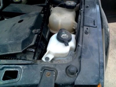 Резервуар для мойки подходит для 02–07 VUE 2988734 - Изображение 1 из 4