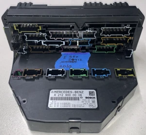 Caja de fusibles relé módulo SAM Mercedes-Benz E550 2010-2016 2129000006 OEM - Imagen 1 de 11