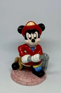 Disneyland Mickey Mouse Held Feuerwehrmann Figur Walt Disney Company Wasserschlauch - Bild 1 von 4