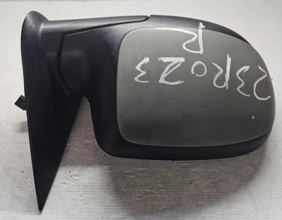 99 00 01 02 03 04 05 06 07 GMC SIERRA 1500 Door Mirror RighT - Image 1 of 4