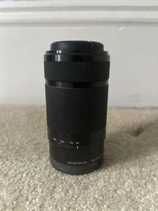 Sony E 55-210mm F/ 4.5-6.3 OSS Zoom Lens SEL55210 - Picture 1 of 3